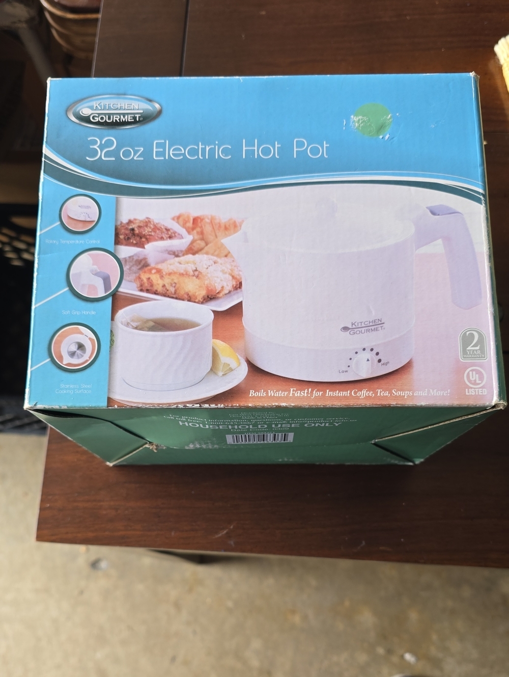 32 oz Electric Hot Pot - White